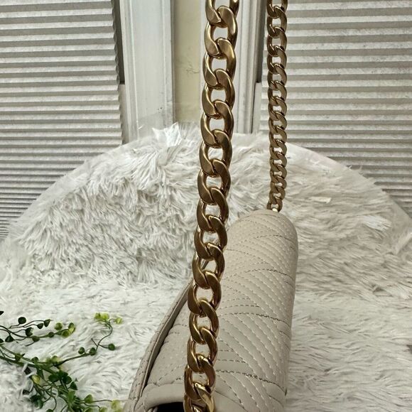 Talbots Off White Quilted Genuine Leather Chain‎ Strap Turn lock Shoulder Bag - Picture 5 of 12
